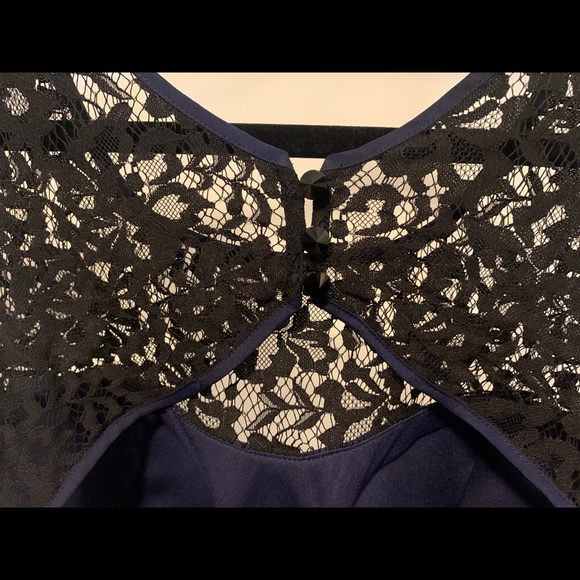 BNWT Guess Gorgeous Navy Blue Dress - Picture 2 of 5